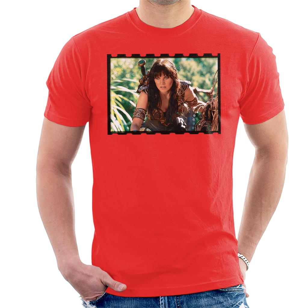 Xena Warrior Princess Spying Men's T-Shirt product image 4
